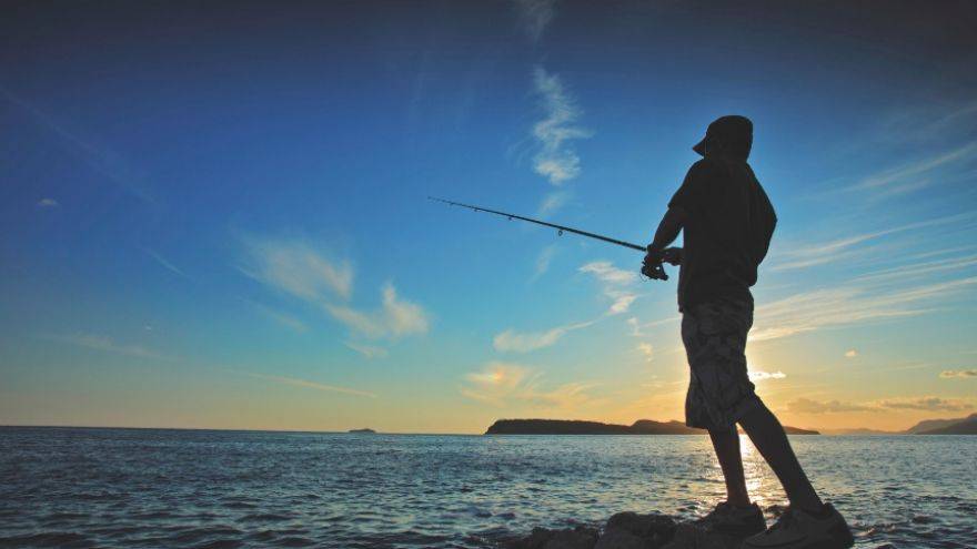 what-is-the-best-time-of-day-to-go-fishing-outdoormiks