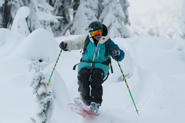 Skiing Clothing for Men — OutdoorMiks